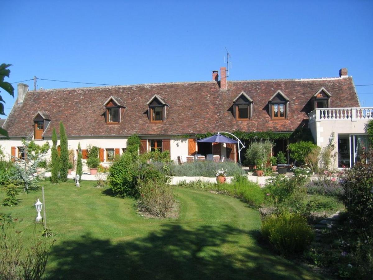 Chambre D'Hotes Bleue A Azay-Le-Ferron - Fr-1-591-452 Bed and Breakfast Buitenkant foto